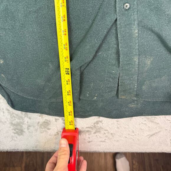 LL Bean Shirt Mens L Sage Green Chamois Cloth Flannel Made Outdoor Gorpcore - Picture 6 of 7